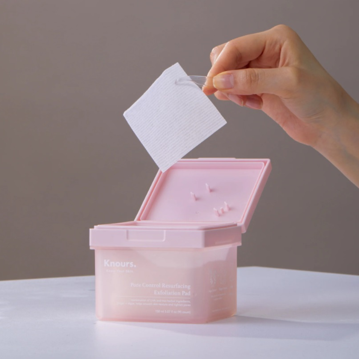 Knours. - 調理角質爽膚棉 90片